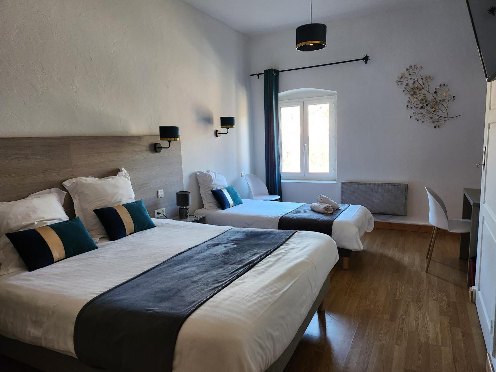 Hotel Des Negociants Lamastre Eksteriør billede