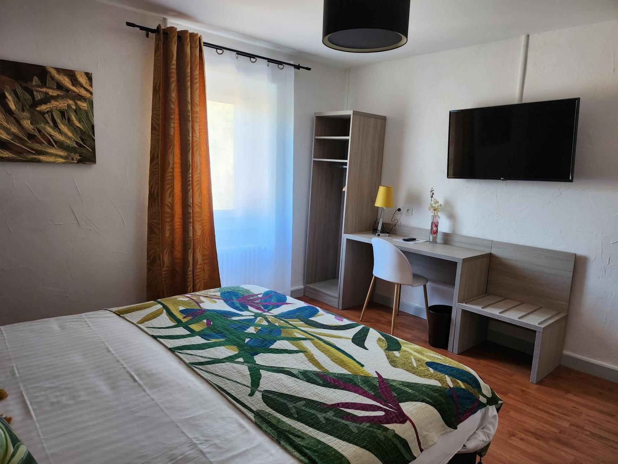 Hotel Des Negociants Lamastre Eksteriør billede