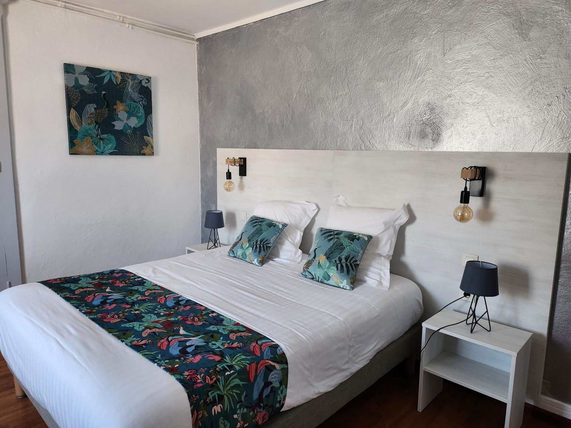 Hotel Des Negociants Lamastre Eksteriør billede