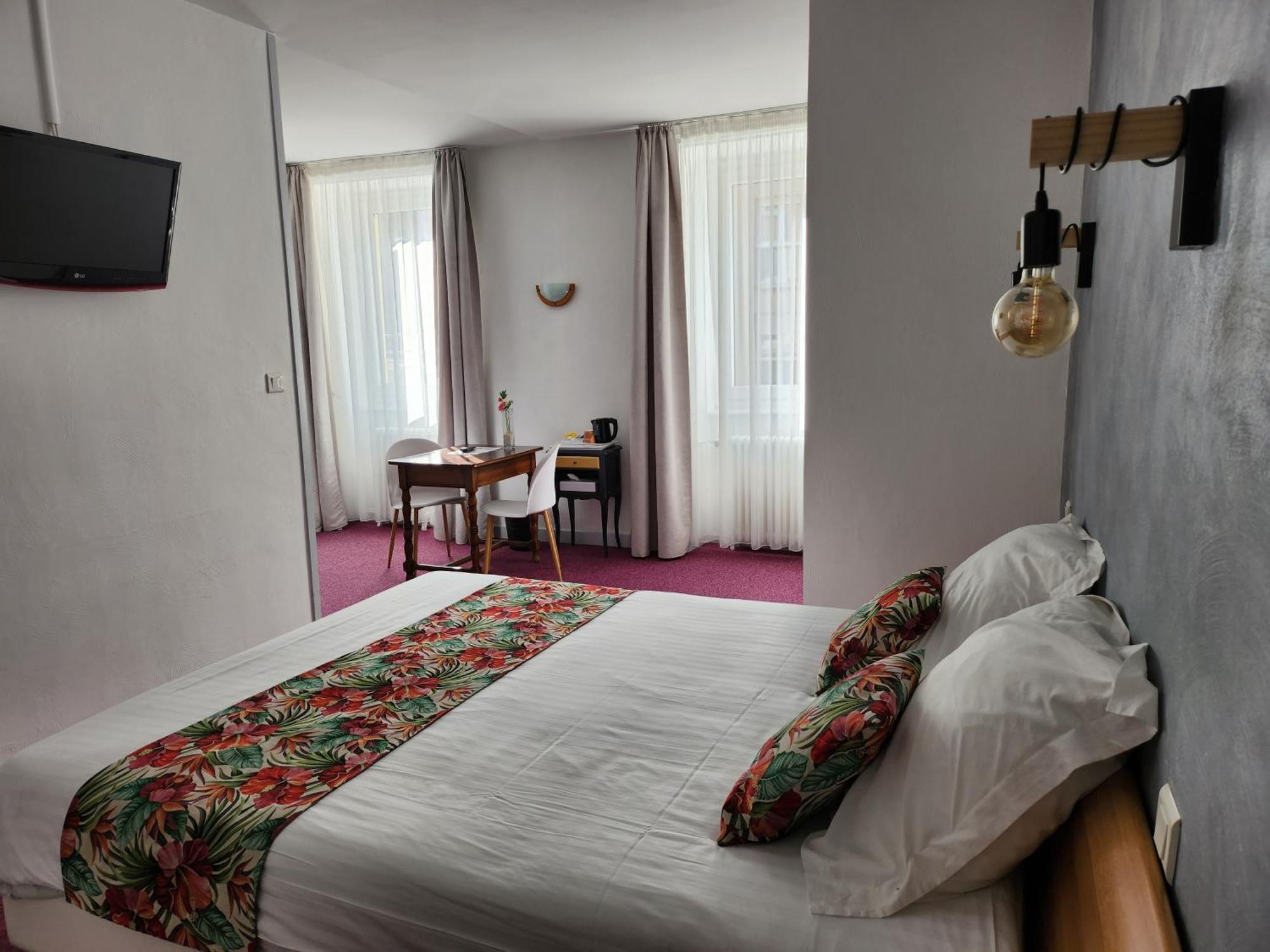 Hotel Des Negociants Lamastre Eksteriør billede