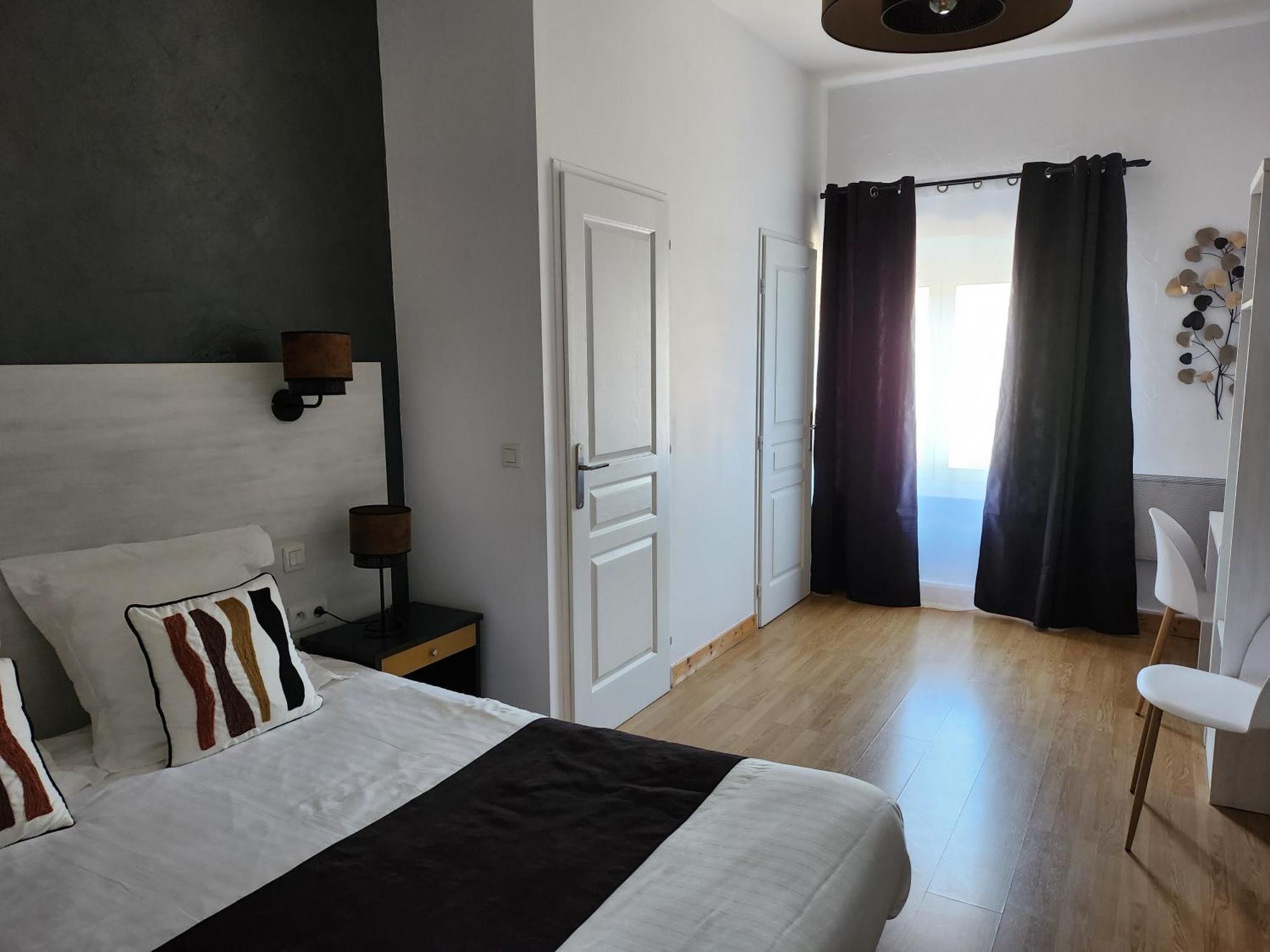 Hotel Des Negociants Lamastre Eksteriør billede
